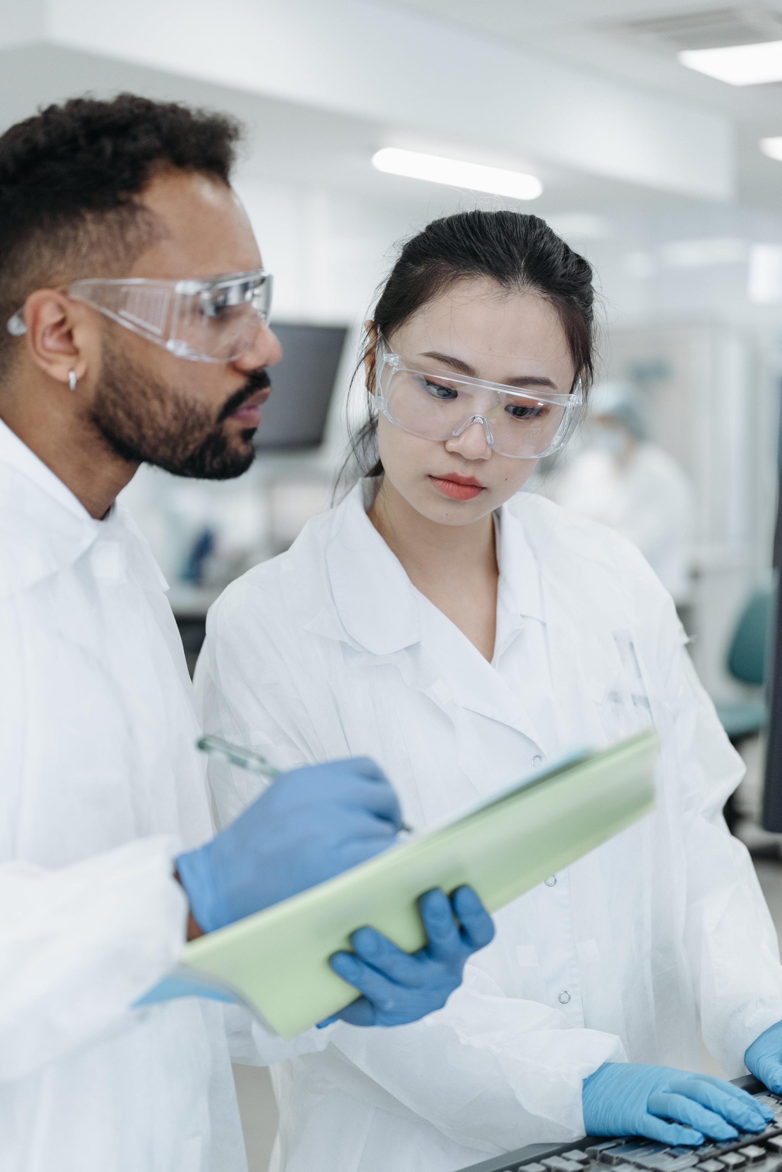 Two researchers in a lab.